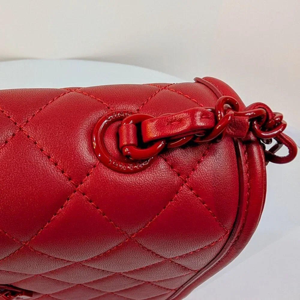 Chanel Rare Classic All-Red Flap Bag in Quilted Lambskin with Filigree CC - Picture 8 of 16